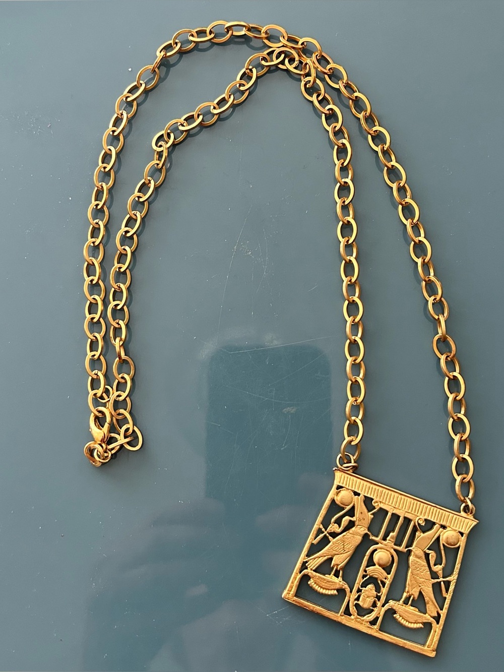 Gold Tone Egyptian Motif Pendant Necklace